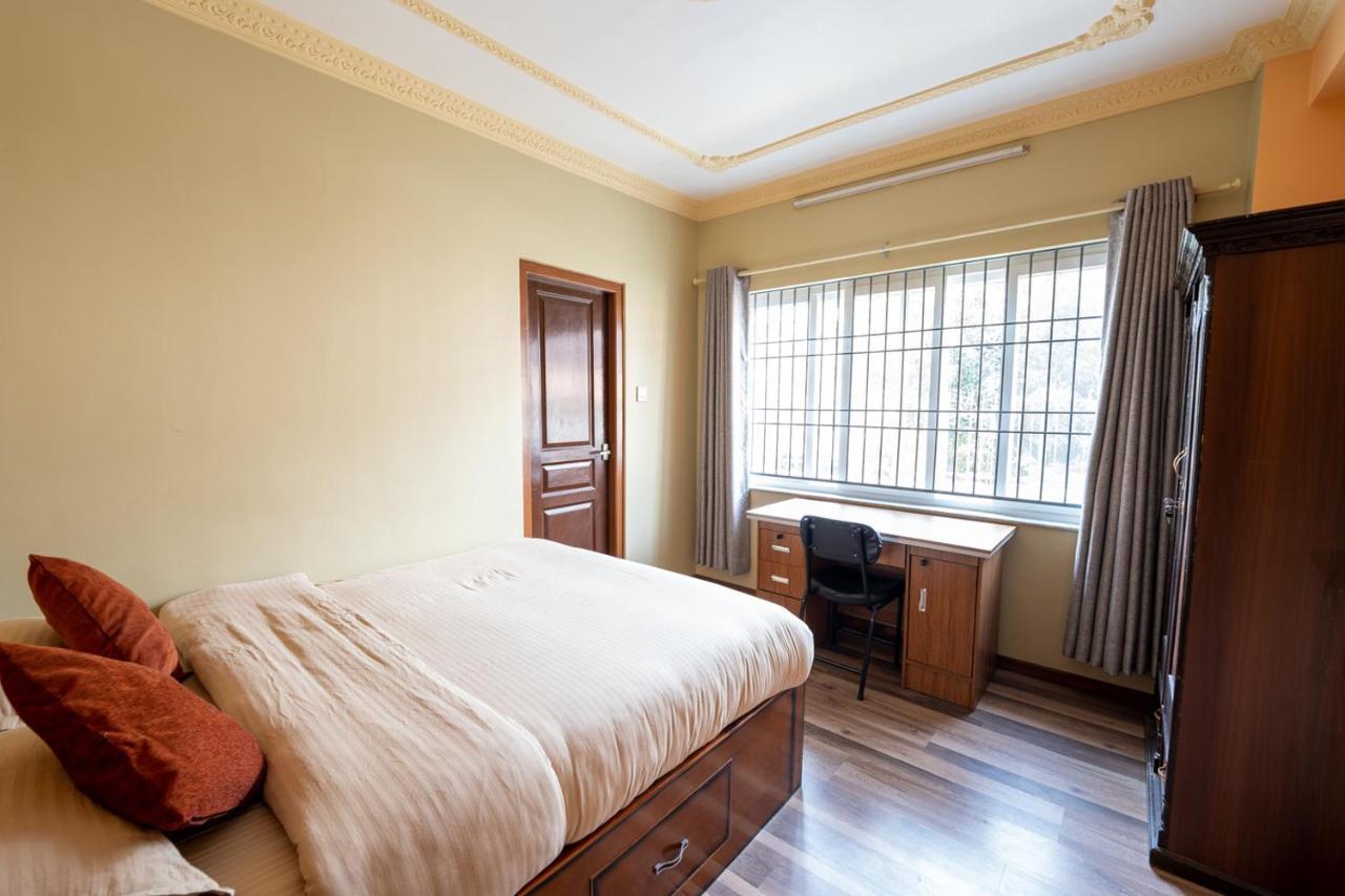 Shine Homestay Famille Francophone - Shine Home And Apartment كاتماندو المظهر الخارجي الصورة