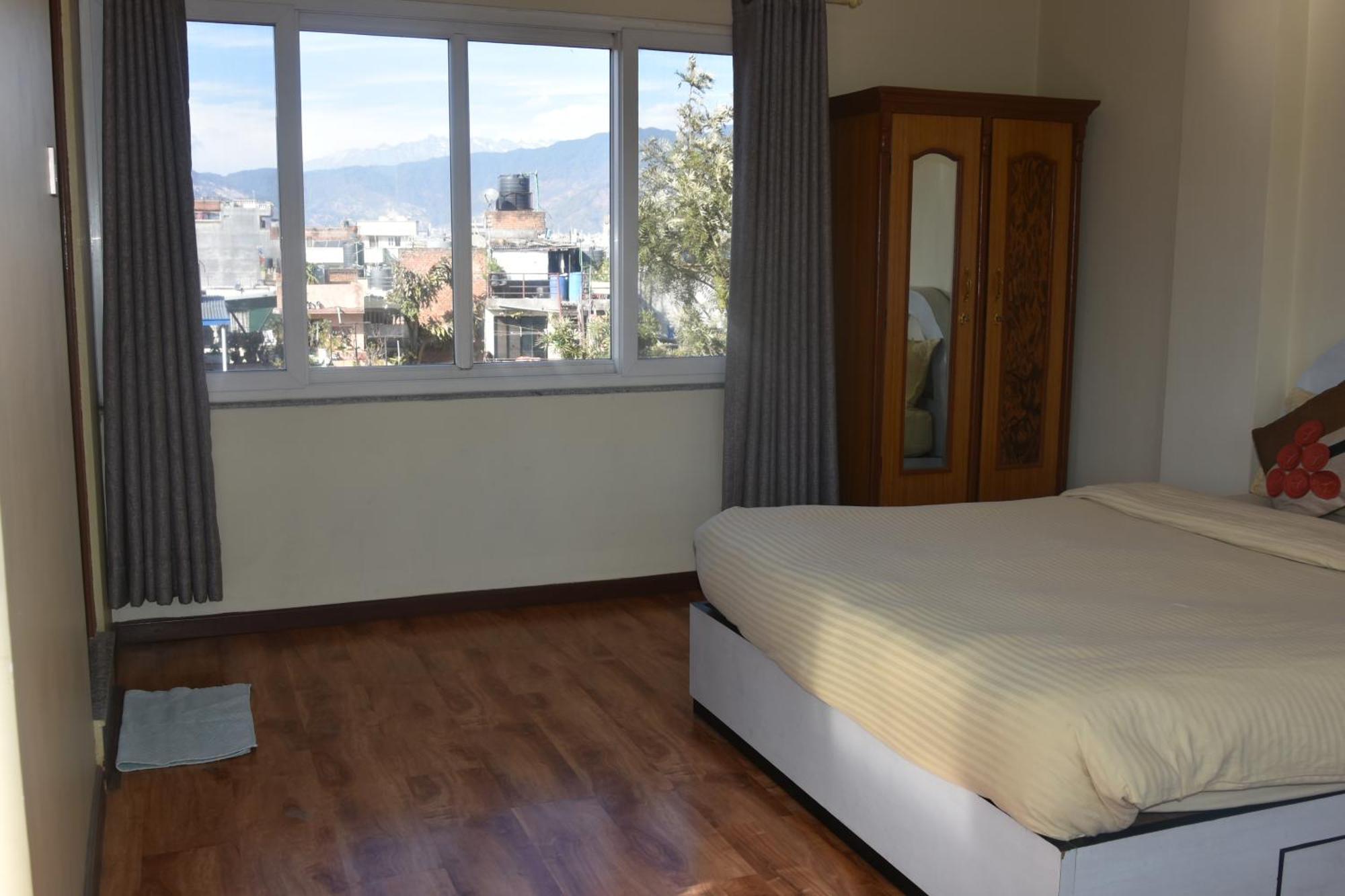 Shine Homestay Famille Francophone - Shine Home And Apartment كاتماندو المظهر الخارجي الصورة