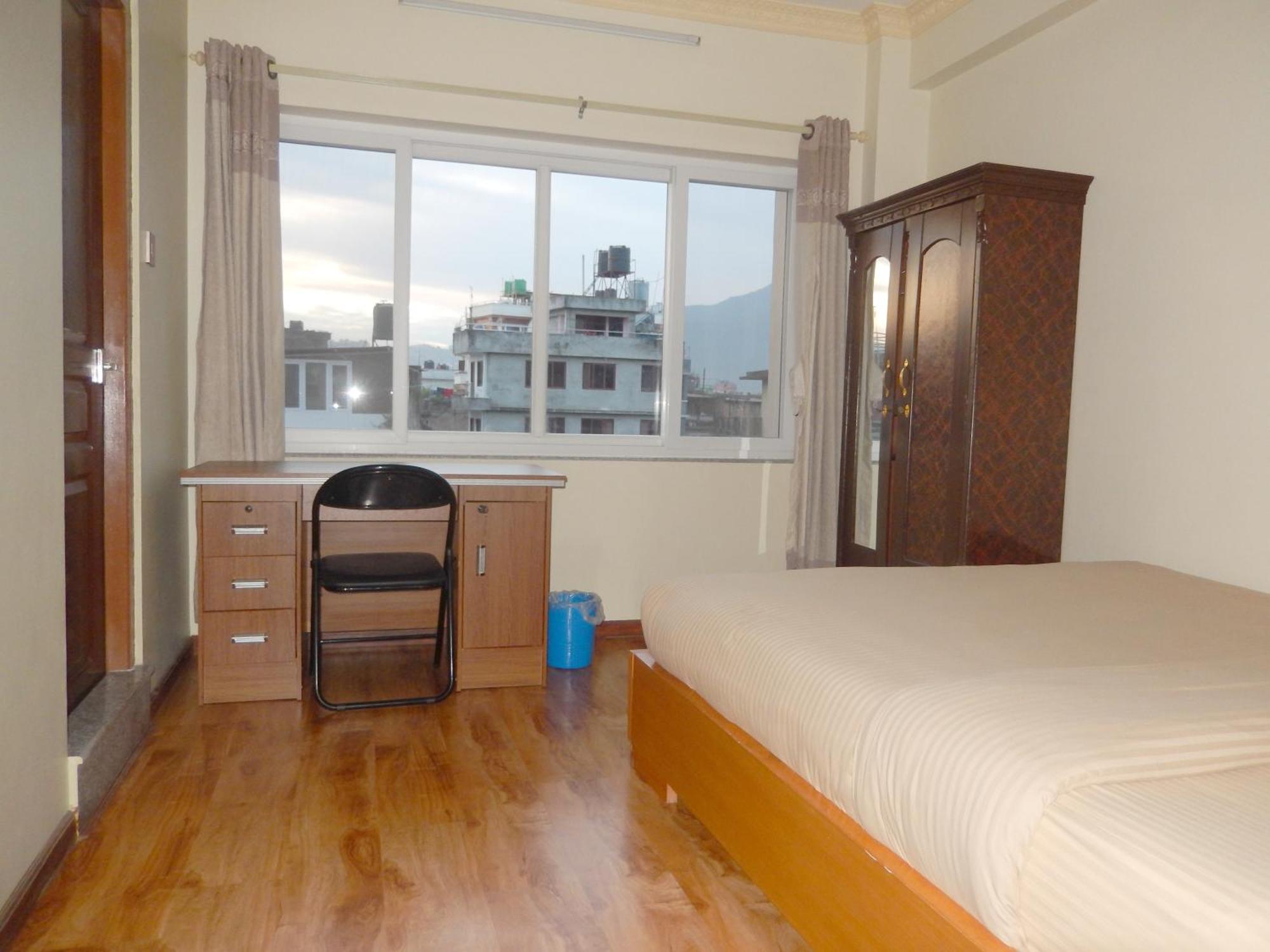 Shine Homestay Famille Francophone - Shine Home And Apartment كاتماندو المظهر الخارجي الصورة