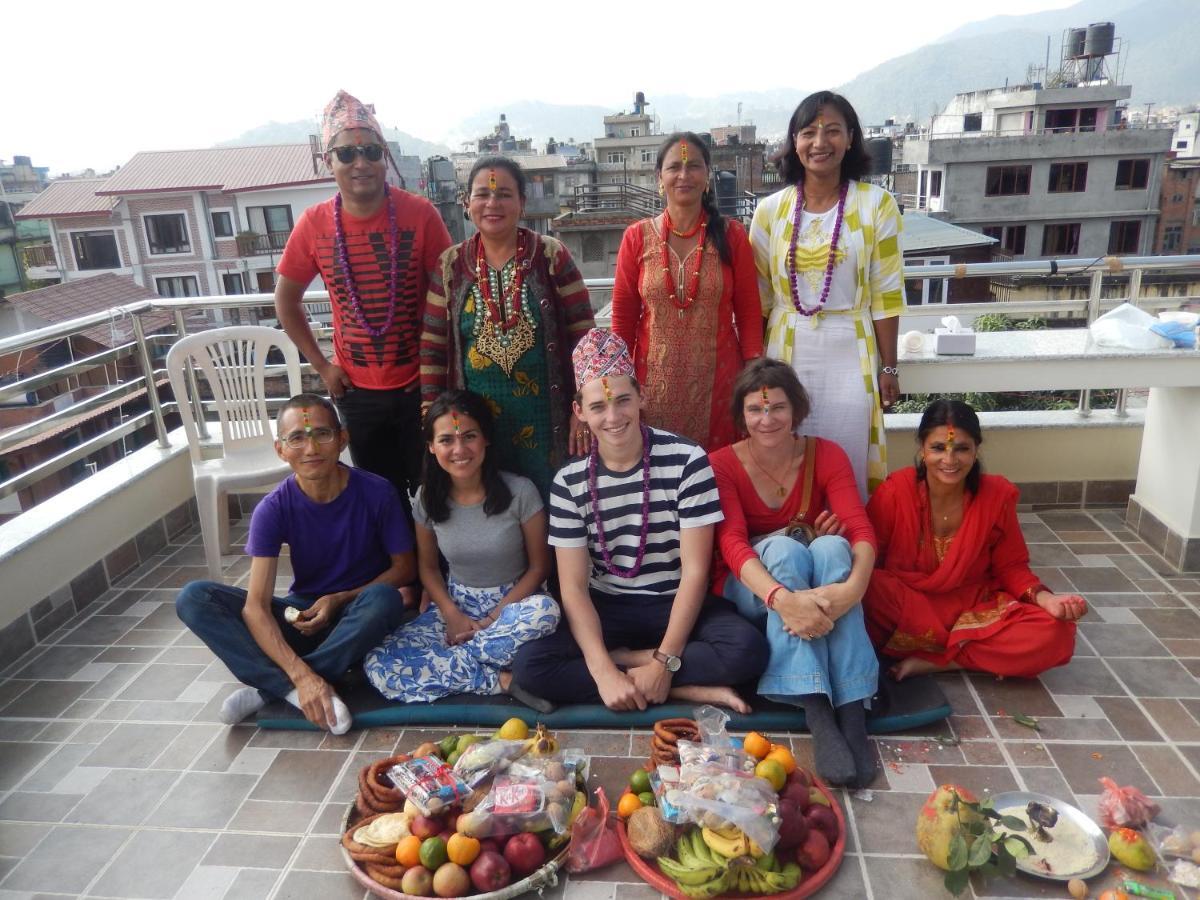 Shine Homestay Famille Francophone - Shine Home And Apartment كاتماندو المظهر الخارجي الصورة